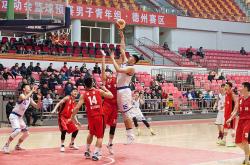 雷速体育电脑版官网-球队抢夺东部榜首，实力获认可
